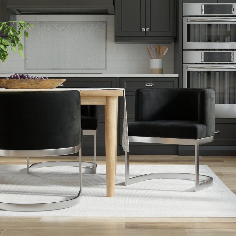 Chaise avec accoudoirs en velours Waycross, Noir