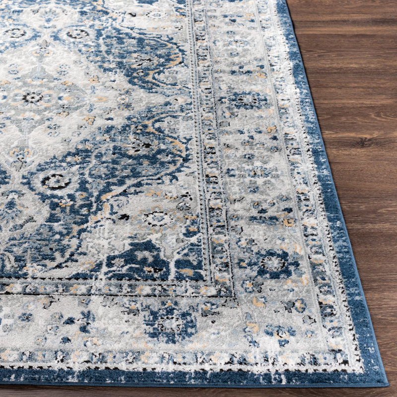Loar Oriental Indoor Rug, Runner 2'8" x 7'3"