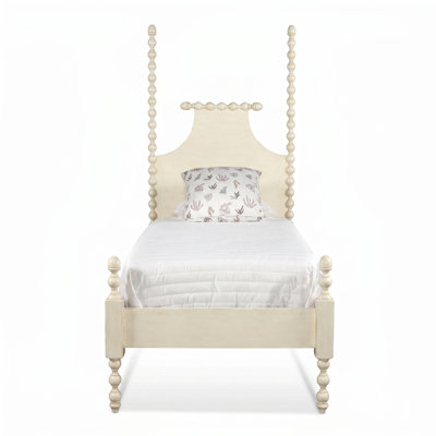 Mary Spindle Four Post Bed