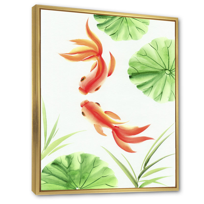 Poisson rouge parmi les feuilles de lotus - reproduction sur toile, H 40 po x l 30 po x P 1 po, Toile encadrée d'or