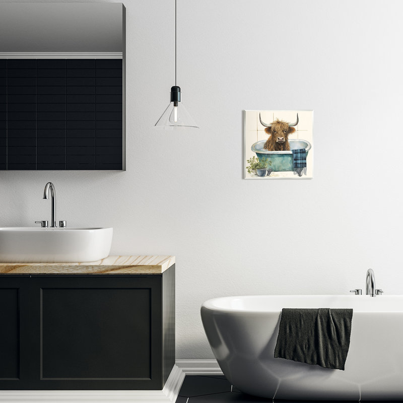 «Farmhouse Cow» dans une baignoire, H 12 po x l 12 po x P 0,5 po