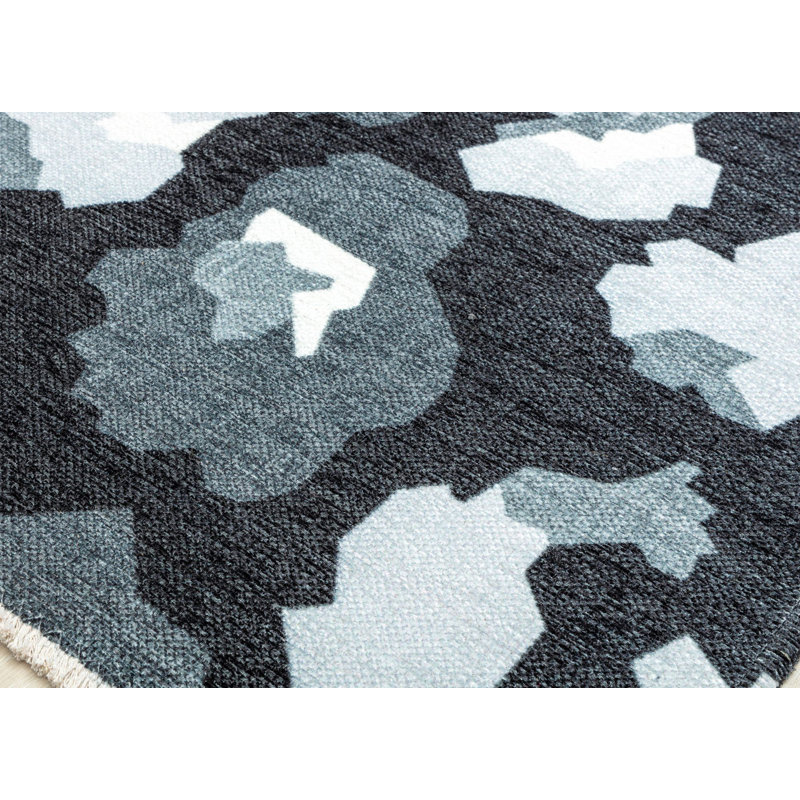 Maisie Primrose Path Gray Floral 5' x 7' Synthetic Area Rug