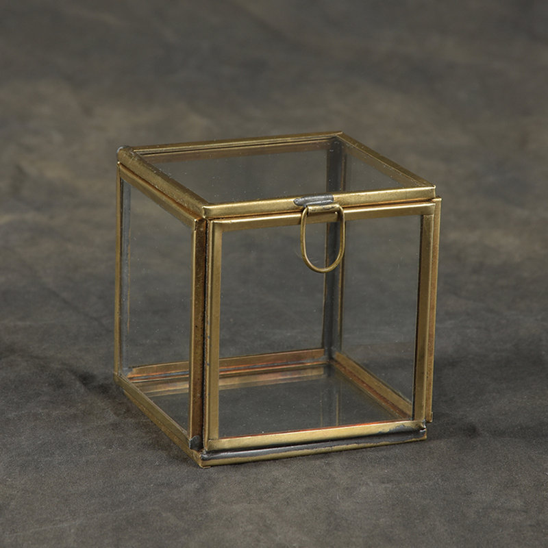 Rupendra Glass Box, Gold