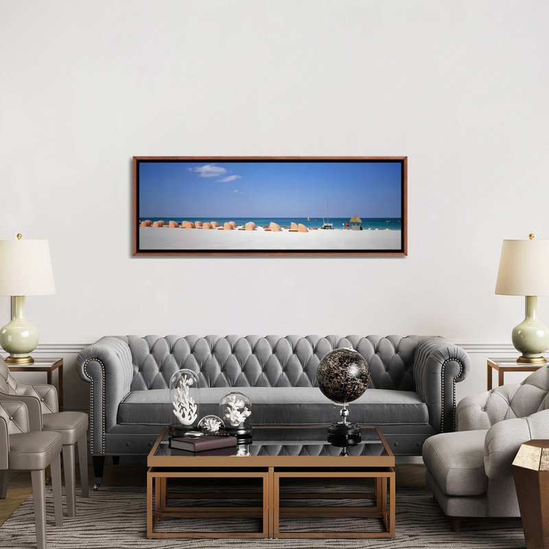 «Beach Scene» - reproduction de photo panoramique, H 20 po x l 60 po x P 1,5 po, Toile avec cadre argenté
