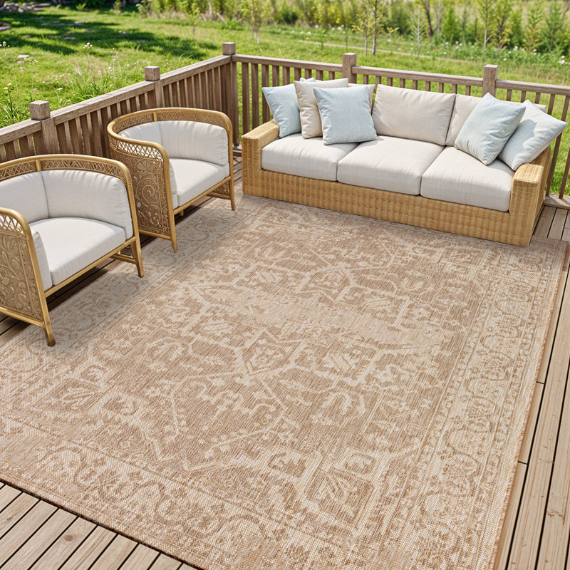 Arsenio Traditional Indoor/Outdoor Jute-Look Rug