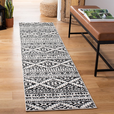 Cobos Performance Geometric Pattern Rug