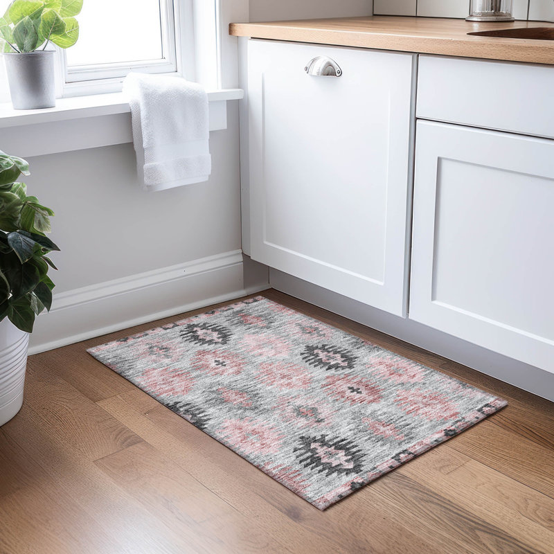 Tapis Chayden avec envers antidérapant, Rectangle 1 pi 8 po x 2 pi 6 po