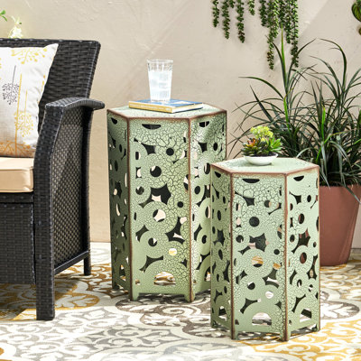 Table d'appoint en fer antique, motif complexe, sans assemblage, l 12,62 po x P 13,82 po, H 21,8 po, 9,93 lb, assemblage de deux tables, conception, 2