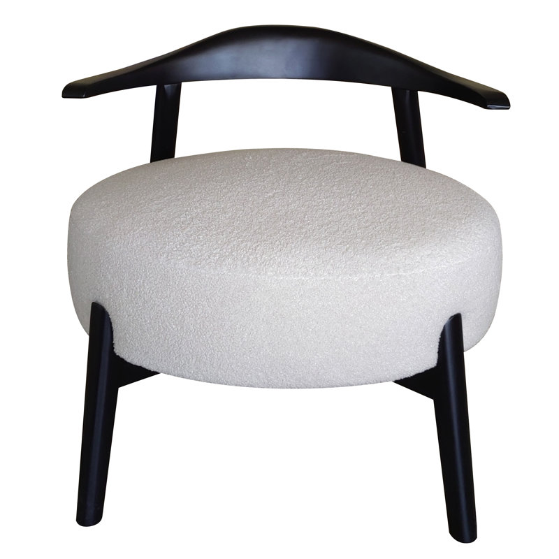 Chaise rembourrée en tissu avec dossier, pieds en bois