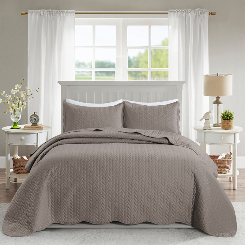 Premium Embossed Bedspread Set With Matching Pillowcases, Full/Queen Bedspread + 2 Standard Pillowcases, Beige