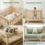 Mini lit de bébé en bois de pin massif 3-en-1 avec matelas, 3 hauteurs réglables, roulettes et lit convertible pour tout-petit