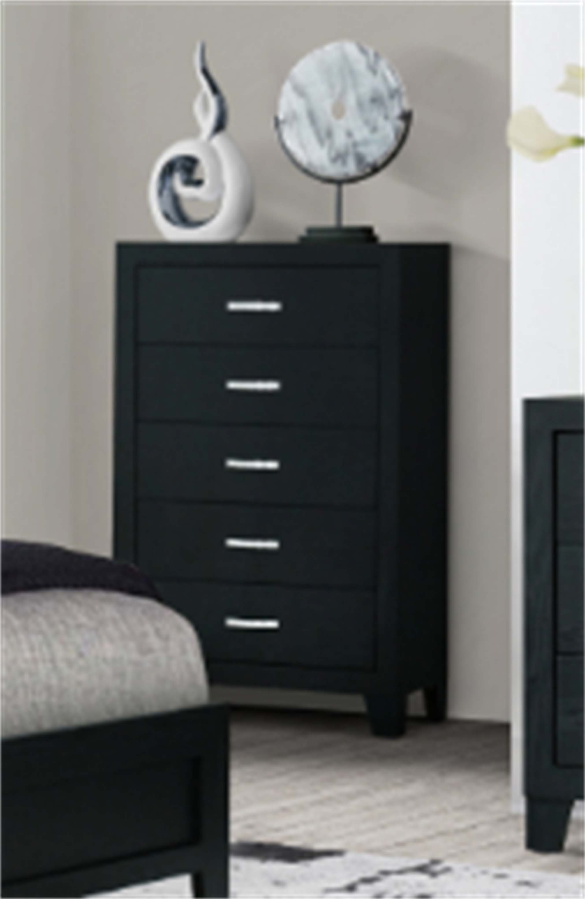 Visual Reference: Ebern Designs Stylish 5 Drawer Chest With Glamour Hardware And