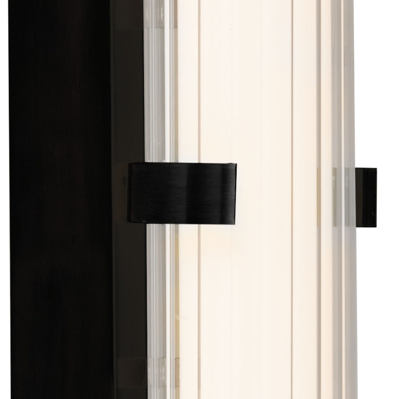 Kien LED Flush Mounted Sconce, Black