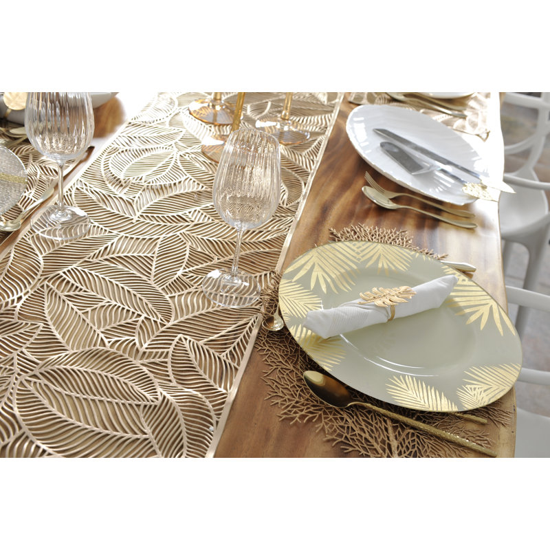 Leaf Table Runner