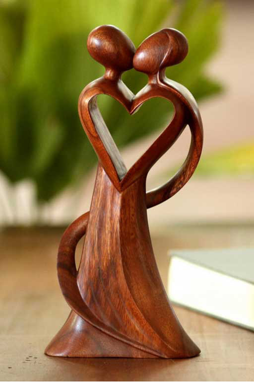 Figurine sculptée à la main Tessio