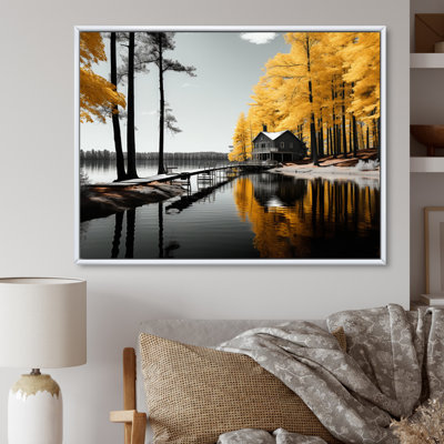 «Yellow Gray Lake Lakeside Retreat II», reproduction sur toile