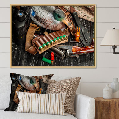 Équipement de chasse sur toile