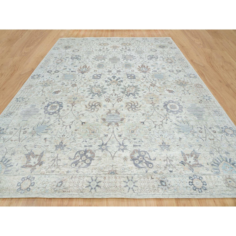 Tapis ivoire en laine noué à la main 12 pi x 15 pi 5 po avec motif de vase Tebraz 12 po x 15 pi 5 po