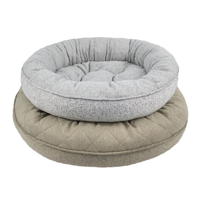 Beigne Hartut, Moyen (l 30 po x P 30 po x H 9 po), gris