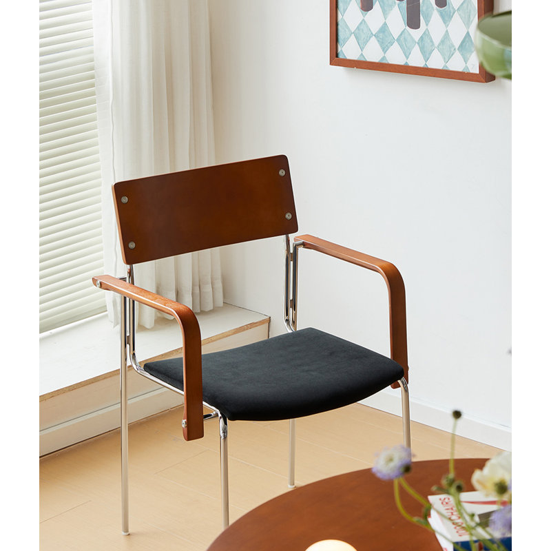 Petit tabouret rétro en bois massif