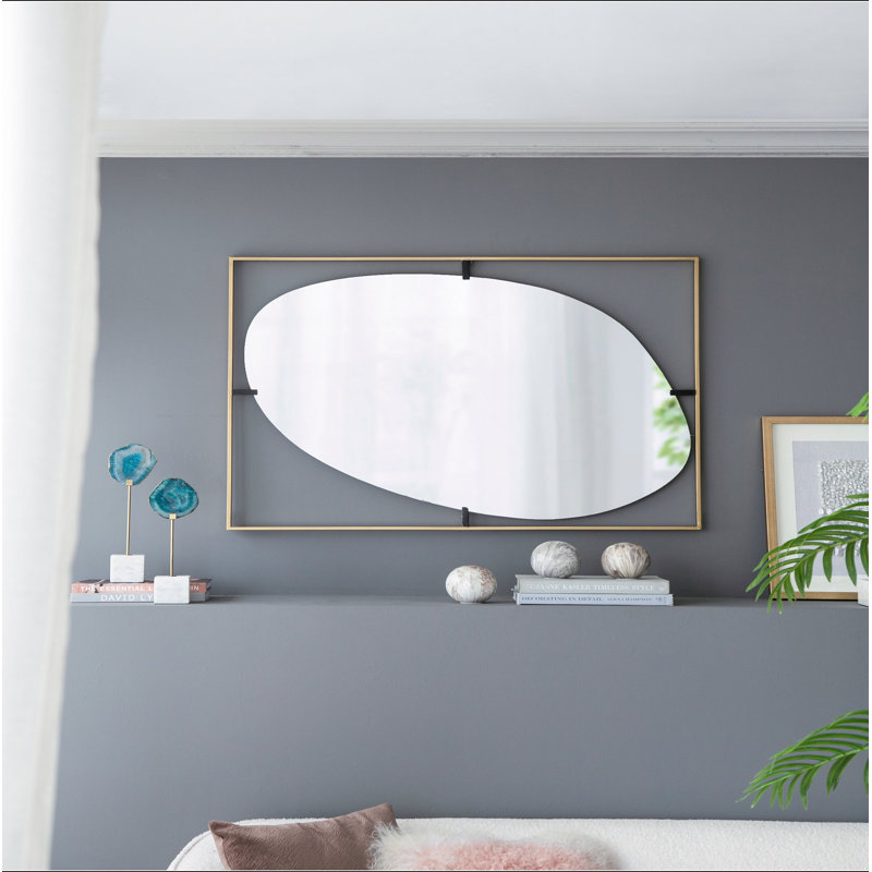 Miroir coquelicot avec cadre en métal doré