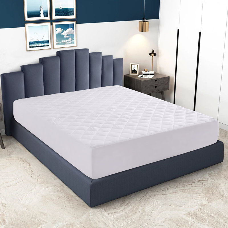 Quilted Elastic Fitted Polyester Waterproof Mattress Pad Upto 16 Inches Deep Pocket, Full, Black