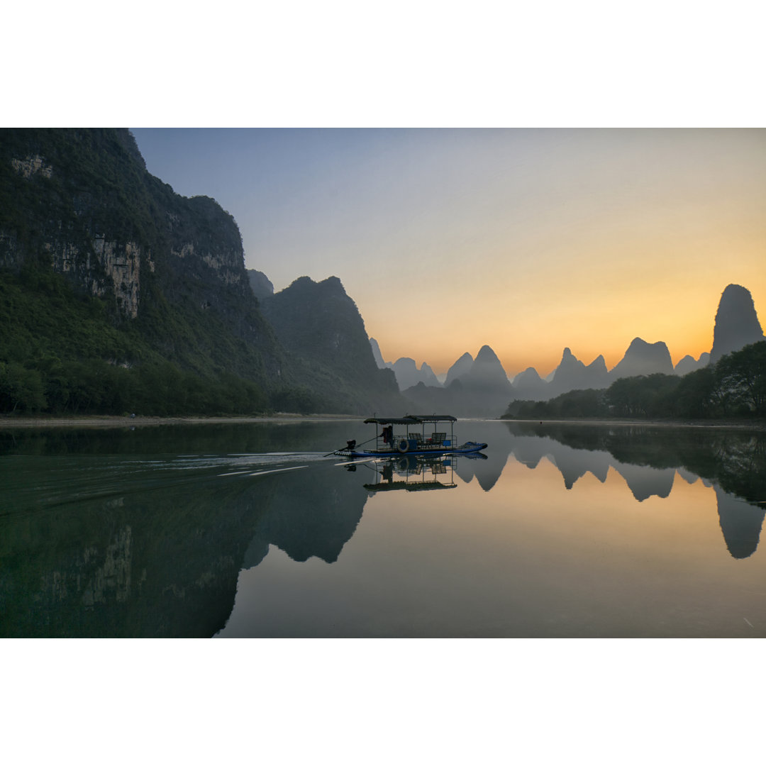 Li River At Dawn - Druck