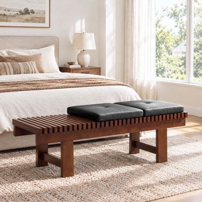 Banc en lattes de bois massif 59,5 po Aadi avec 2 coussins amovibles Aadi