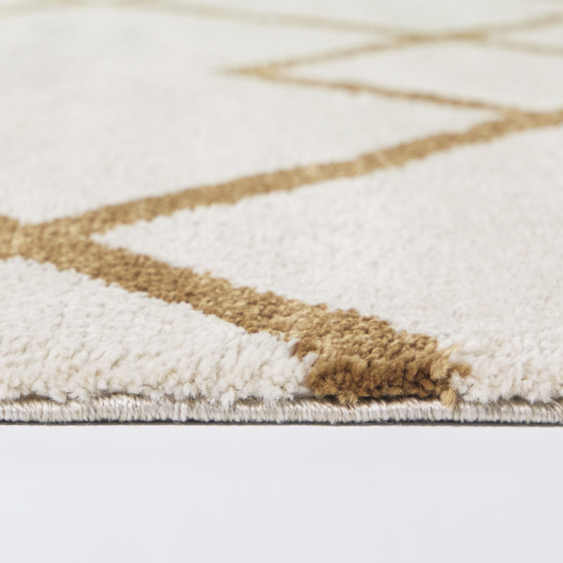 Christine Rust Diamond Geometric Area Rug, Rectangle 5'3" x 7'