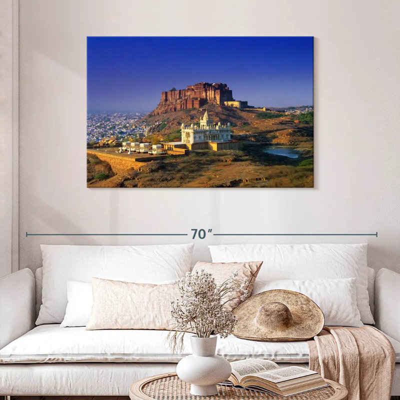 Nicci Jodhpur City, 30" H x 45" W