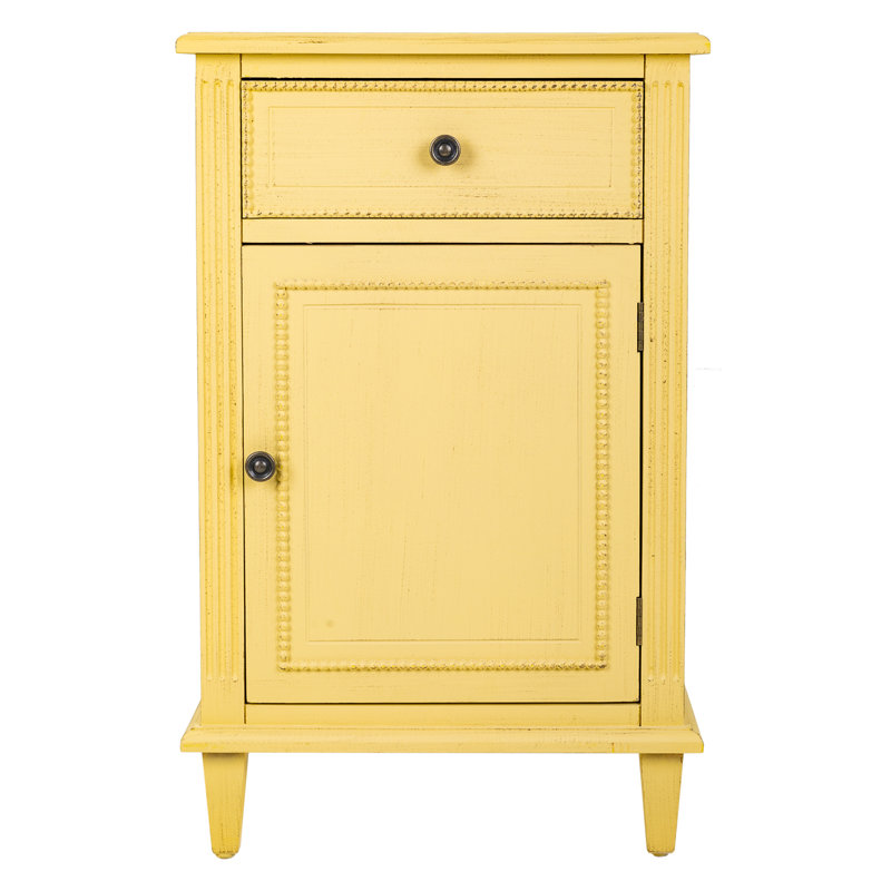 Schweinzger End Table, Yellow
