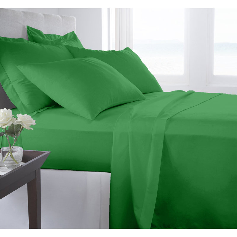 Signature Series Microfiber Sheet Set, Full Sheet Set + Fitted Sheet + 2 Pillowcases, Green