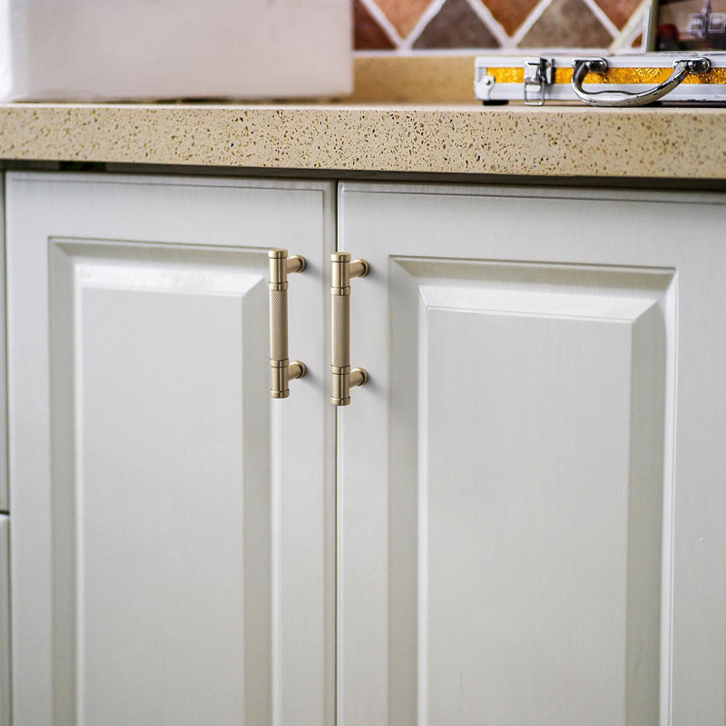 Paquet de 6 poignées d'armoire noires, poignées de tiroir modernes en alliage de zinc pour armoires de cuisine, armoires et meubles de salle de bain, quincaillerie durable de centre à centre