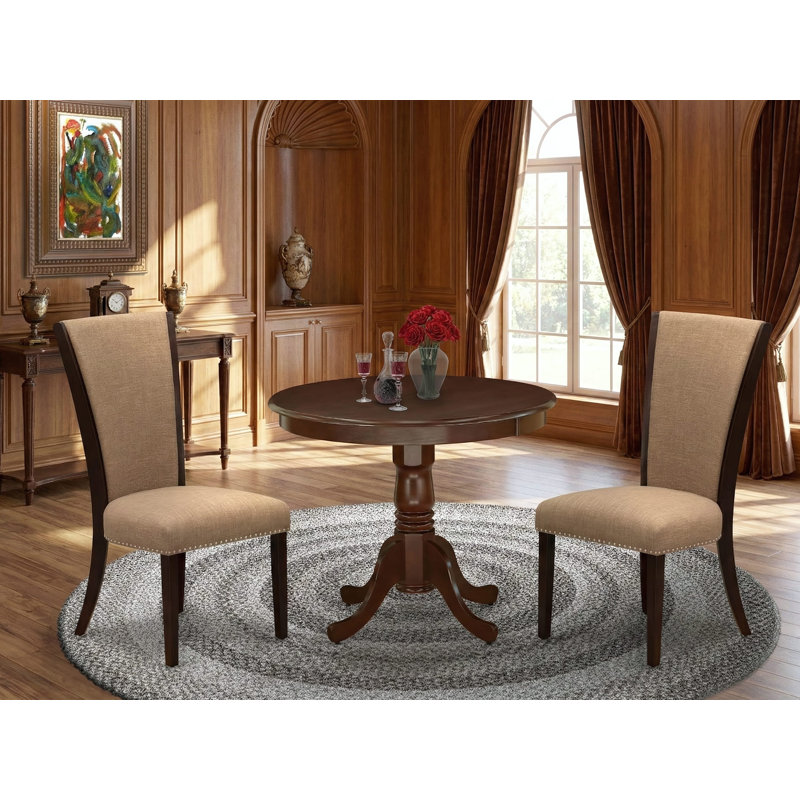L'ensemble de table de salle à manger 3 pièces pour petits espaces comprend une table de cuisine ronde avec piédestal et 2 chaises Parson en tissu de lin sable clair, lin blanc