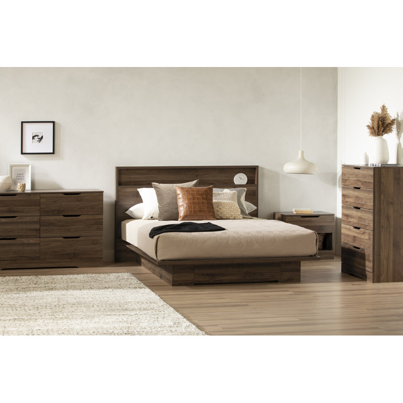 Holland 33'' W 5 - Drawer Dresser, Natural Walnut