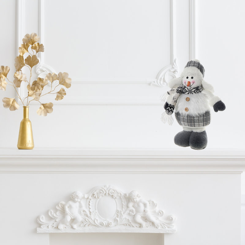 Bonhomme de neige d'hiver en peluche