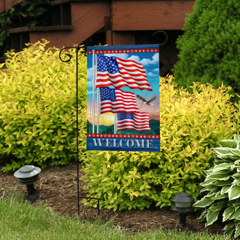 Drapeau de jardin flottant avec drapeaux américains