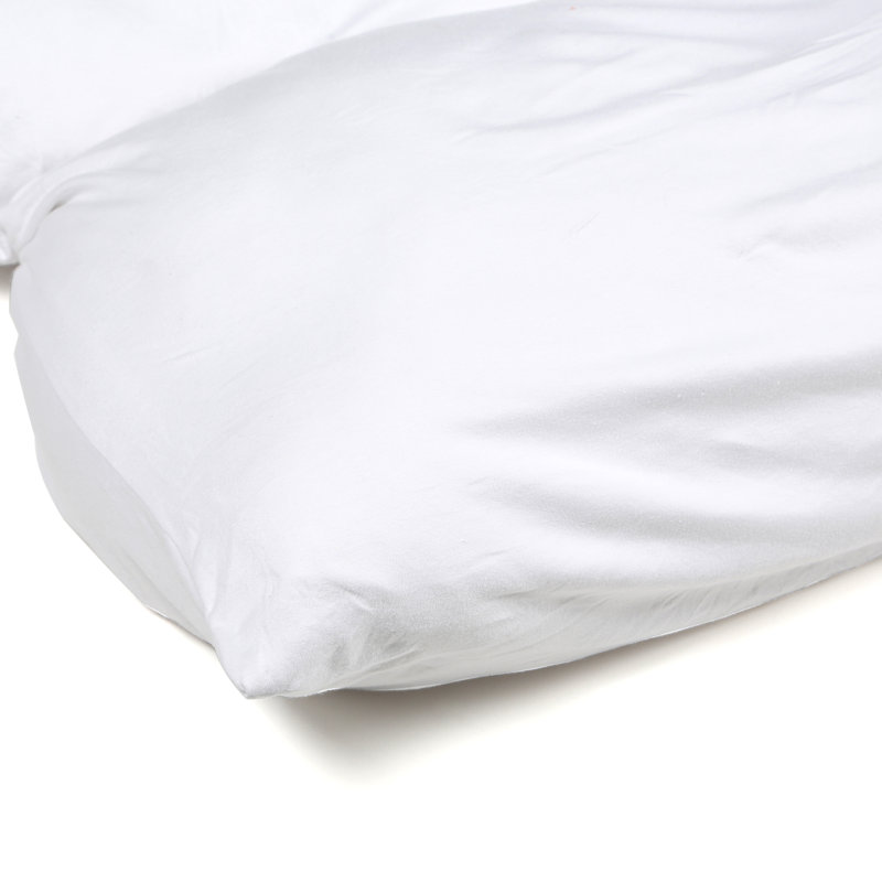 Coussin standard petite fibre multi postion Reading in Bed