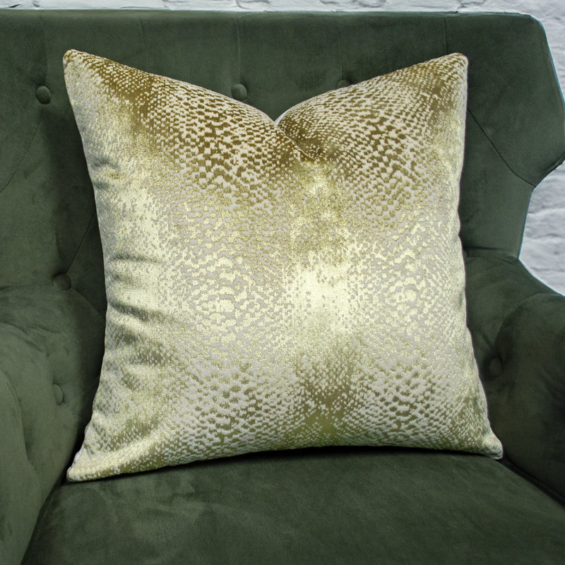 Assortiment de coussins décoratifs Larry Laslo par Thomas Collection®, Square 20"