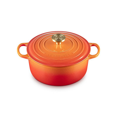 Orange gradient enamelled cast iron oven with a round knob