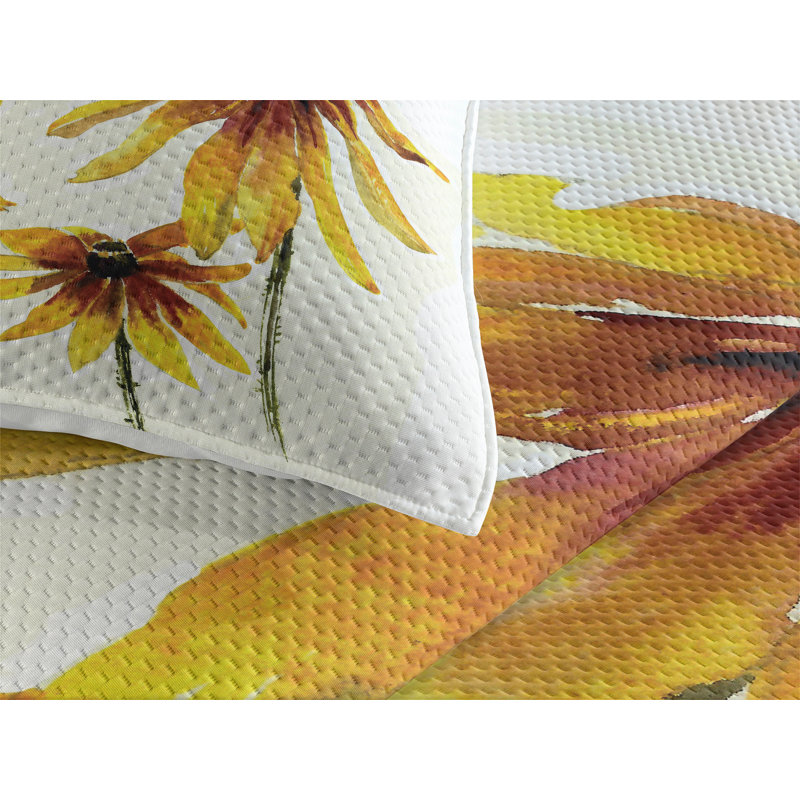 Twin White Quilted Bedspread Set with Floral Design