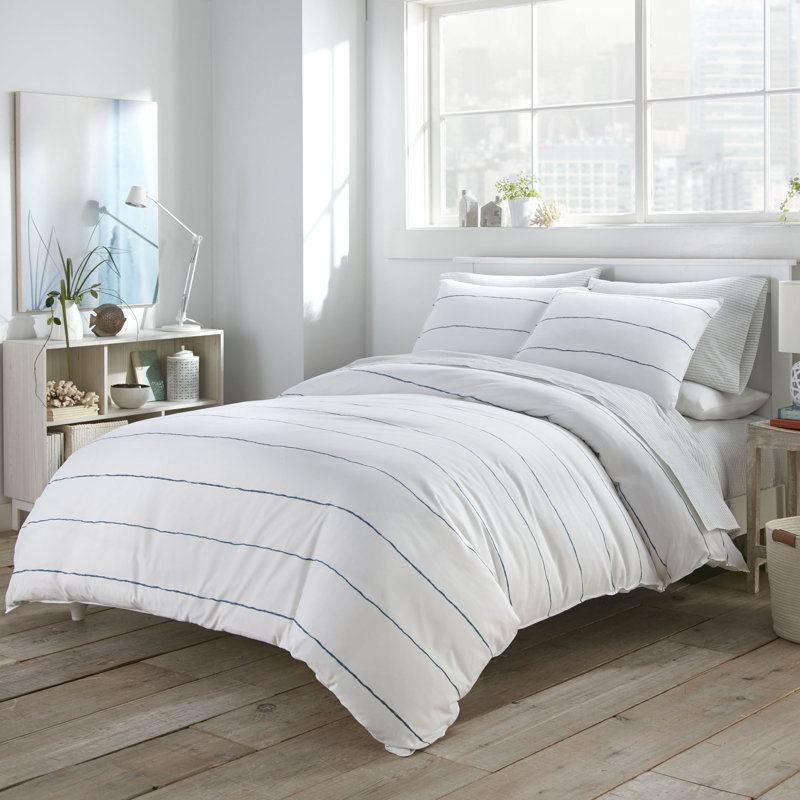 Navy and White Striped Microfiber Full/Queen Duvet Cover Set