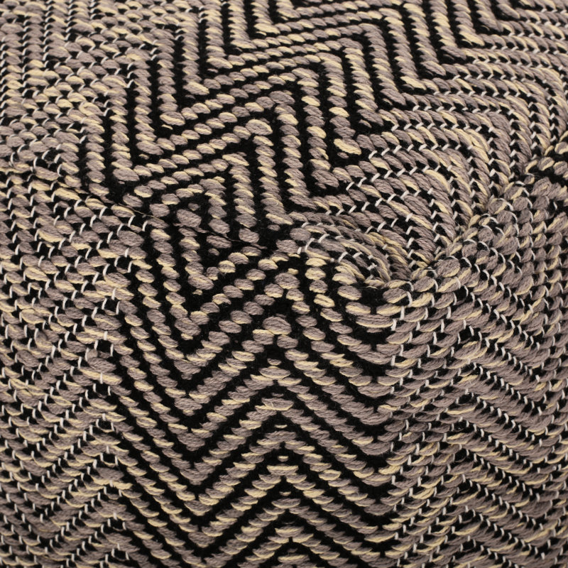 Pouf brun et beige fait à la main avec motif, objet de décoration intérieure, profondeur de 14,81 po, entièrement assemblé, rembourré, accessoire en fibre de coton d'une capacité de 250 livres, nettoyage des taches seulement, 250 lb