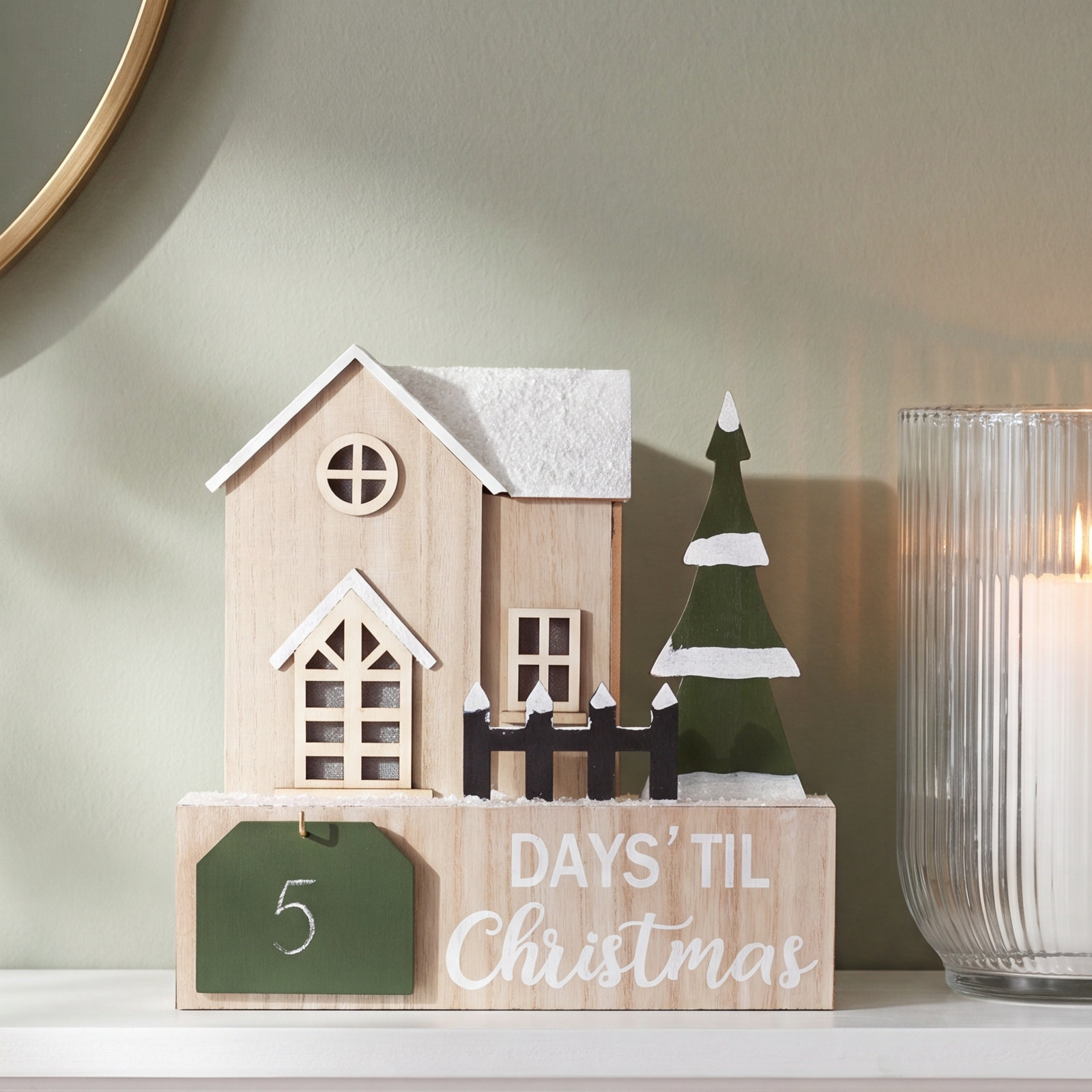 LED House Christmas Countdown 12"L