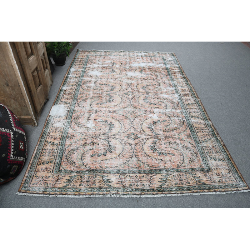 Tapis turc rétro exceptionnel avec un design complexe pour un salon de style bohémien unique