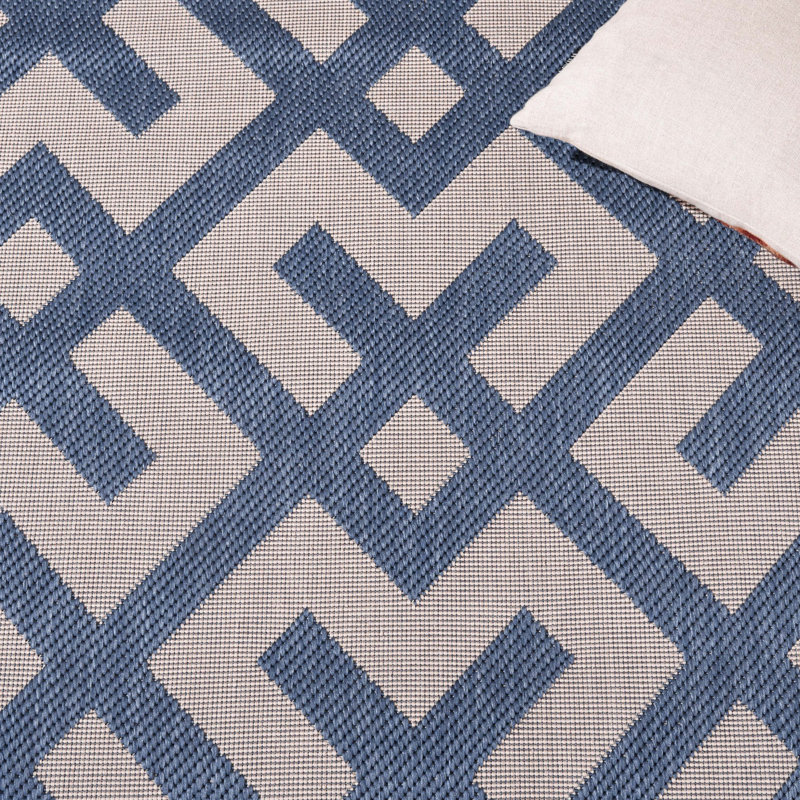 Arneshia Geometric Beige/Blue Area Indoor/Outdoor Area Rug, Rectangle 5'3" x 7'7"