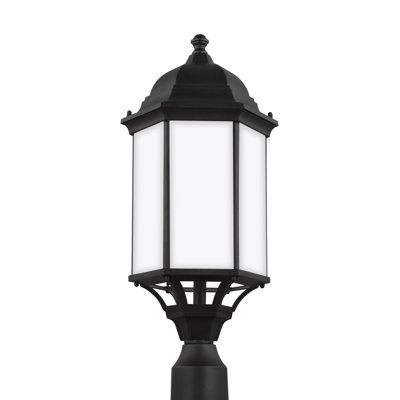 Grand lampadaire d'extérieur à une lumière Sevier de Génération Lighting 