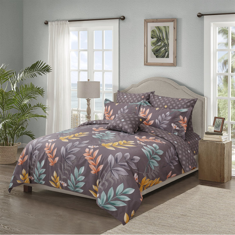 Delanda Cotton Floral Duvet Cover, Queen Duvet Cover + 3 Additional Pieces