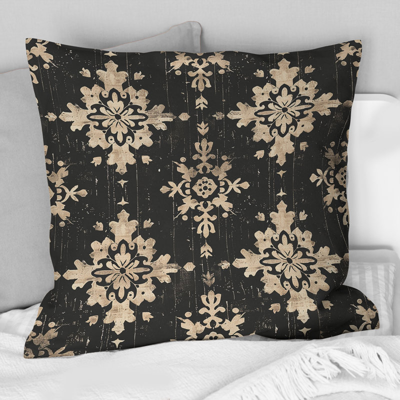 Black Rustic Elegance I - Coussin Country, Carrée, H 18 po x l 18 po