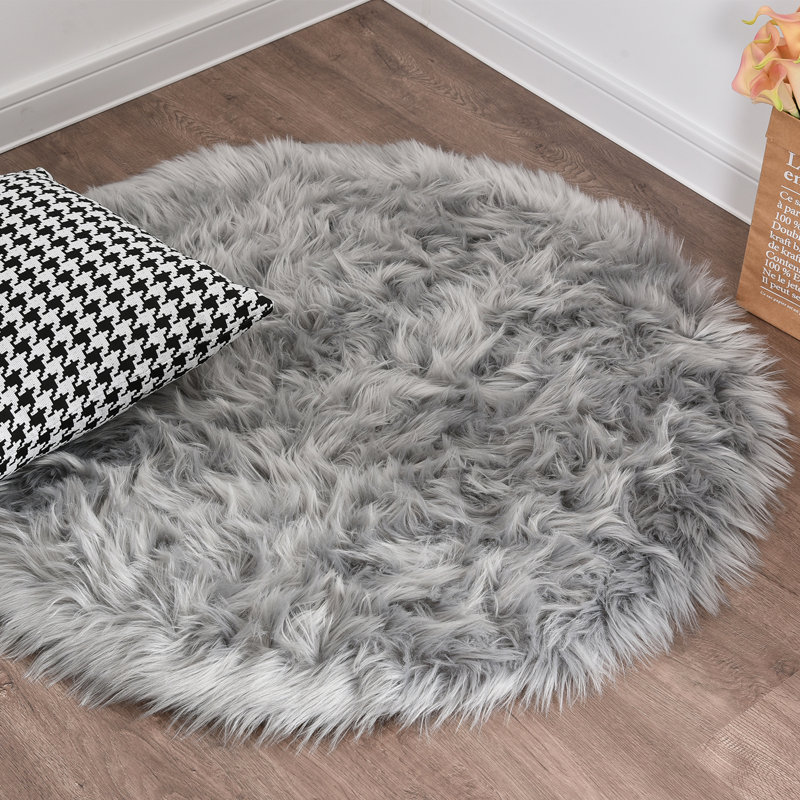 Indoor Rug, Round 6'6"